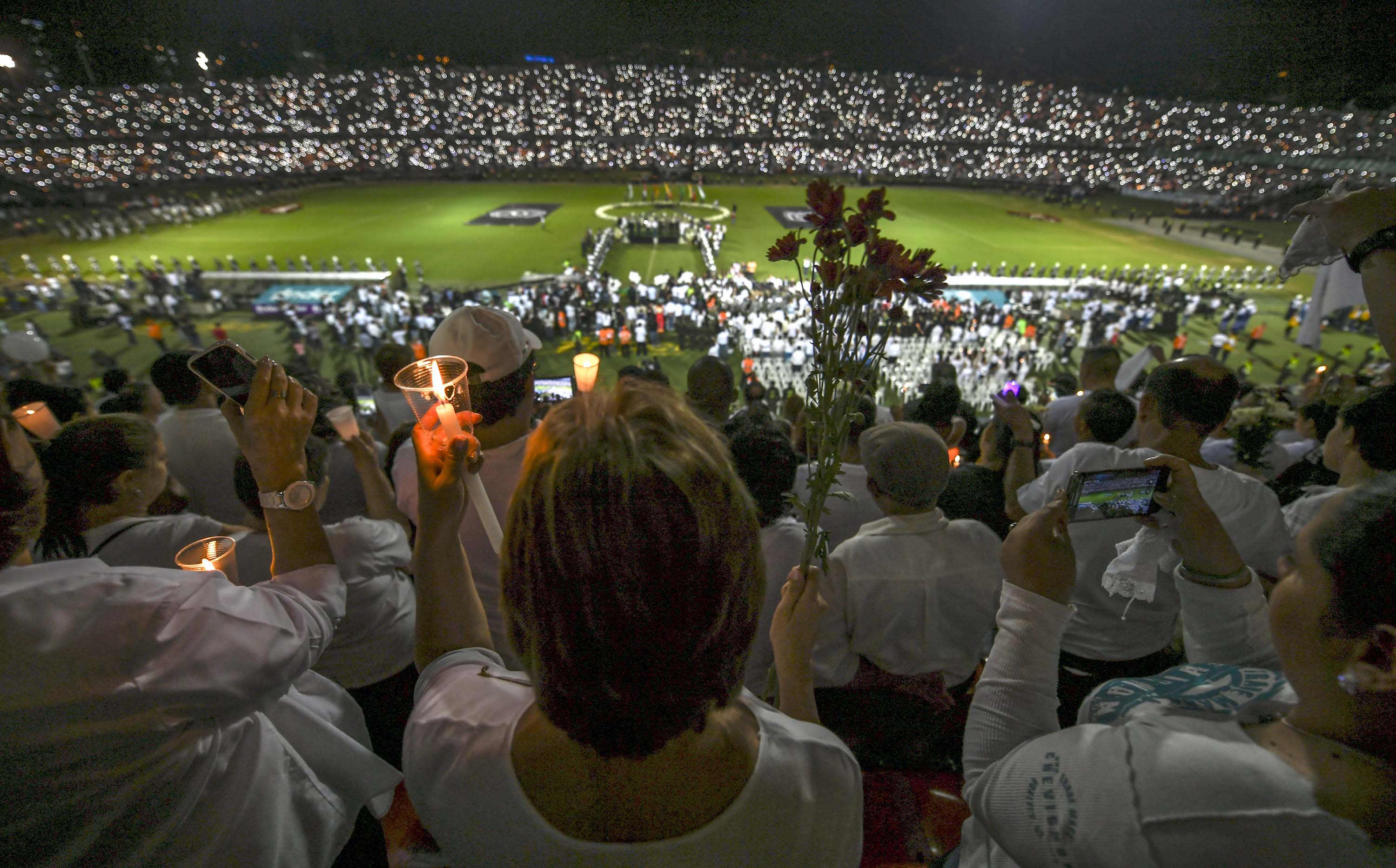 HOMENAJE A VICTIMAS 5