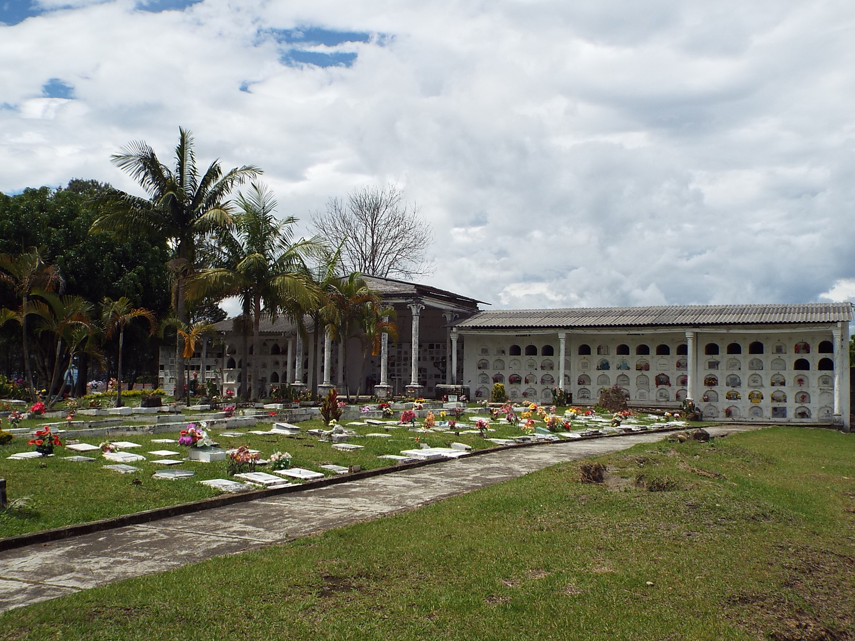 Cementerio Morales